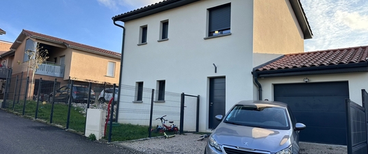 Thumbnail [100%x225]